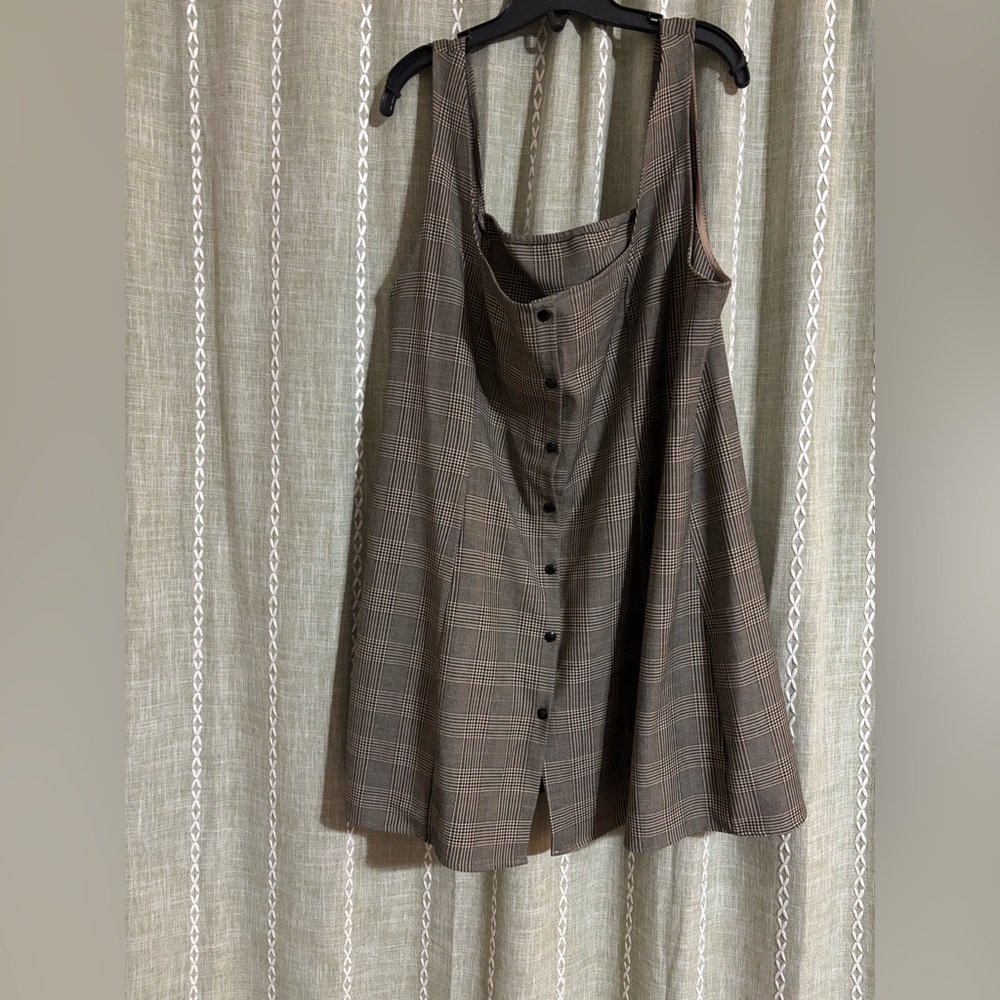 Plaid Button-Down Sleeveless Jumper